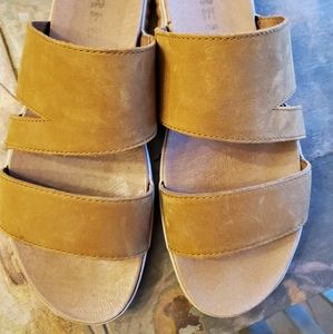 Sorel Out and About Plus Slide Sandal
